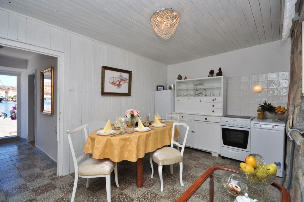 מילנה Holiday Home Gariful מראה חיצוני תמונה